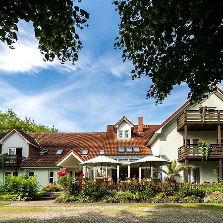 Hotel-Pension Lindenhof Tarnewitz Buitenkant foto